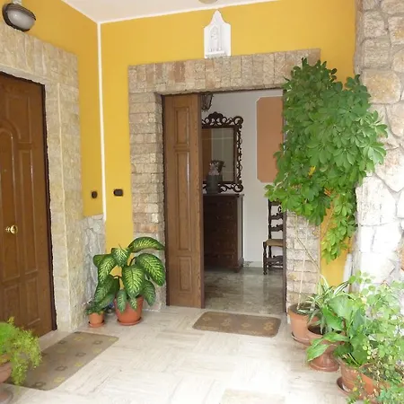 Alma Apartment *